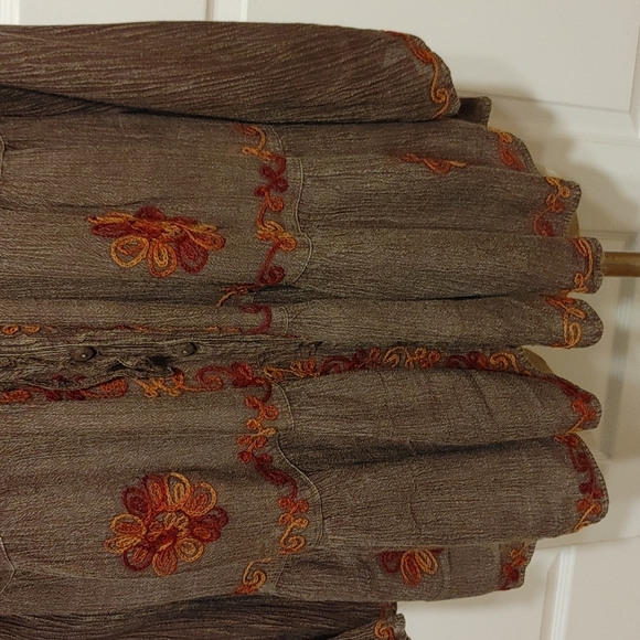 🍄 Sacred Threads Top - Picture 3 of 10